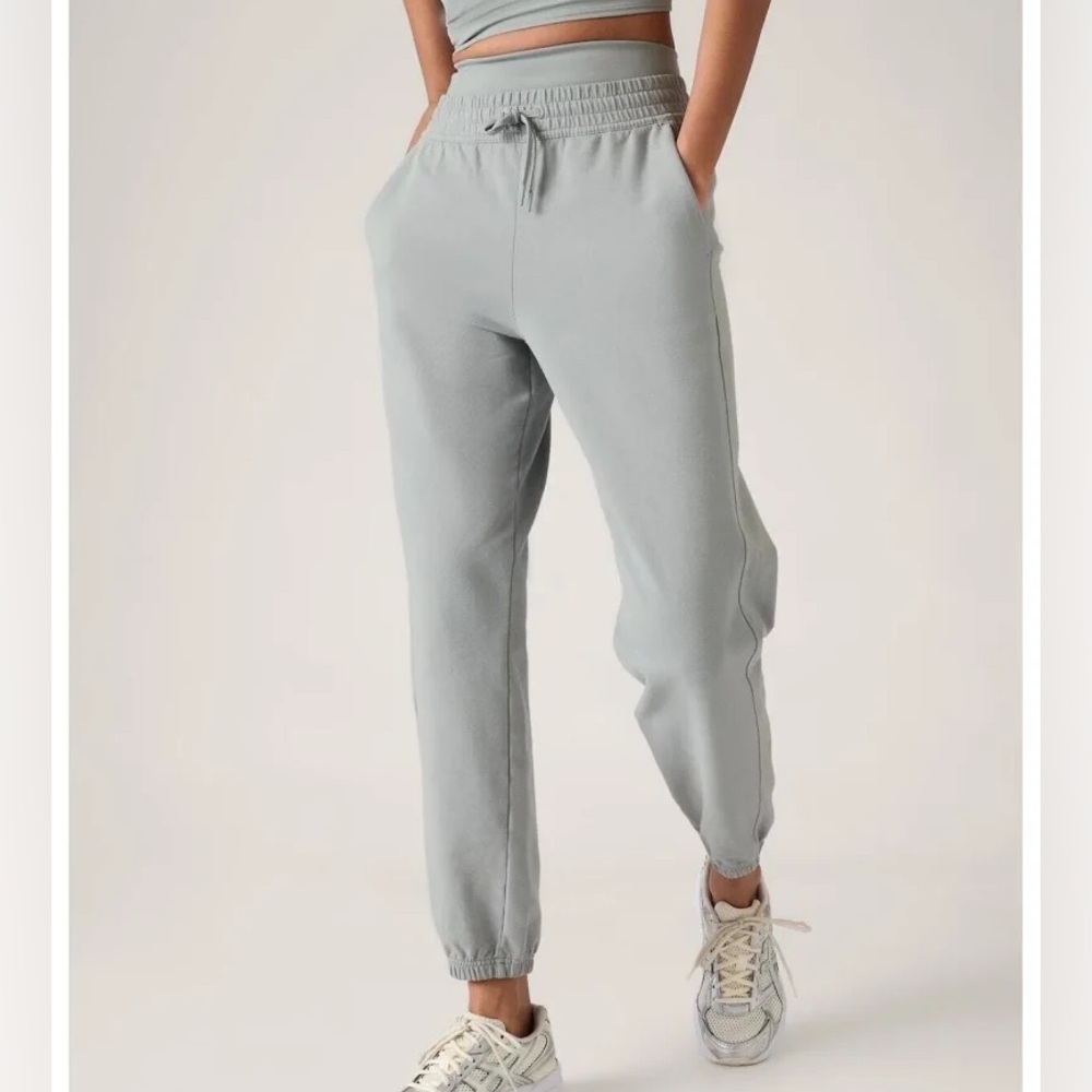 Athleta Retroterry Mid Rise Jogger in Storm Cloud Garment Dye | XL | EUC